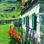 At The Foot Of Cervino Cir 0832 Cin Itoo7071c2k3fq9xbg * Breuil-Cervinia